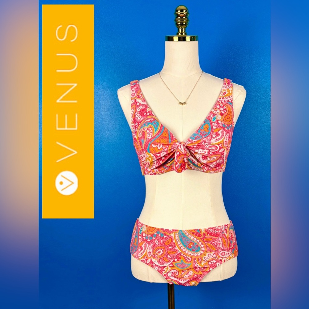 VENUS Paisley Retro Bikini Set, NWOT, Size "D" Top/10 Bottom